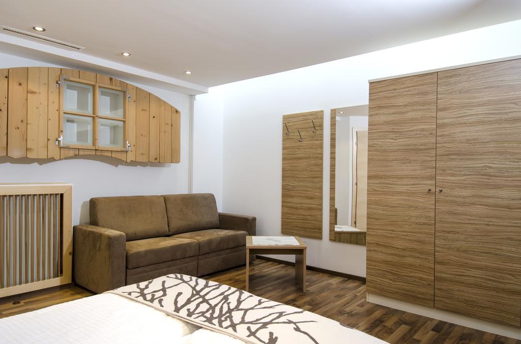 Ambiente Appartements Ischgl Exterior photo